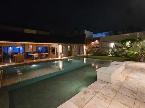 VENTA CASA/QUINTA EN MERCEDES