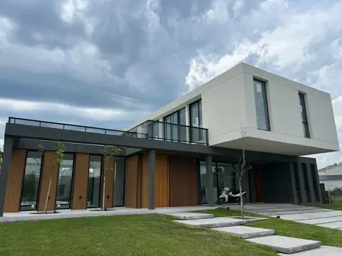 Casa en Venta en La Diligencia, Pilara, Pilar