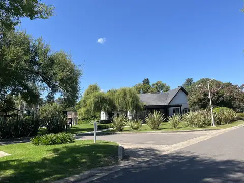 Terreno en Venta 33  mts Frente