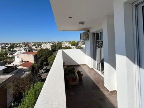 VENTA DPTO AMOBLADO ALTO ALBERDI