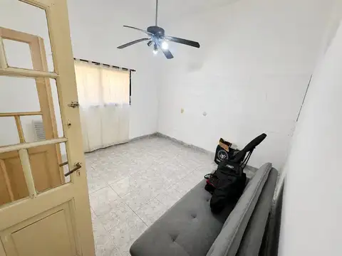 Depto Tipo Casa en Venta en Mataderos, USD 95.000
