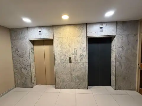 OFICINA EN VENTA EN MICROCENTRO