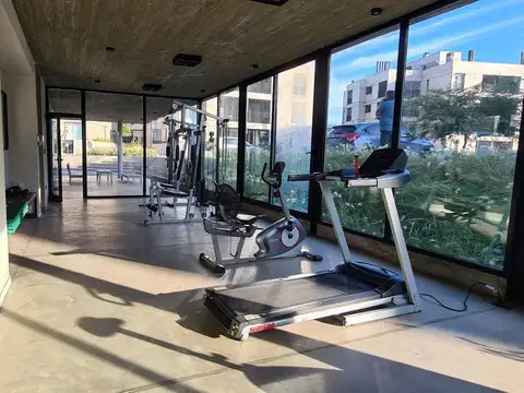 Alquiler Funes Ocho 8 Sauces - Cochera Cubierta Edif. 2. seguridad. vigilancia