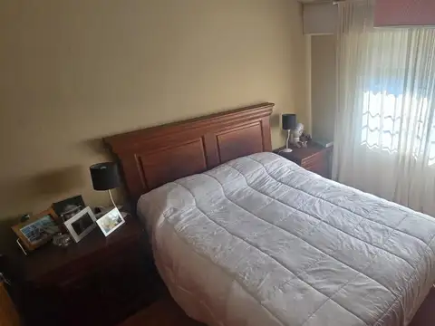 Depto Tipo Casa 5 ambientes con 2 baños