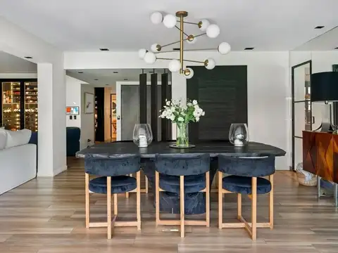 Departamento en Venta con 2 cocheras