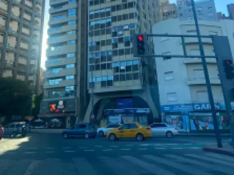 José Manuel Estrada y Avenida Hipólito Yrigoyen
