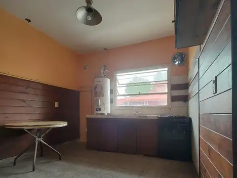 Bernardo De Irigoyen 973 , Piso 1