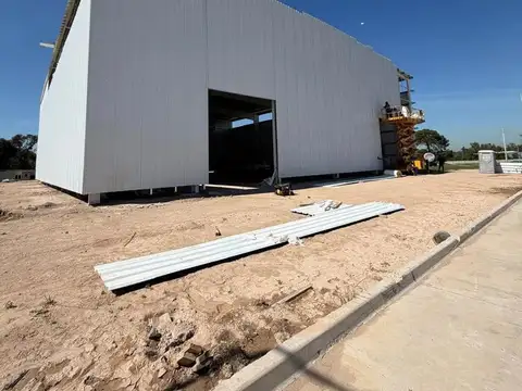 Galpón en alquiler en Parque Industrial Reconquista