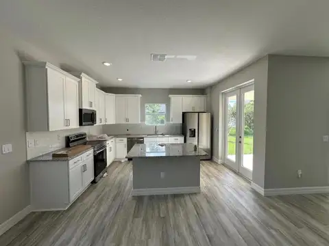Casa 6 ambientes con 3 baños