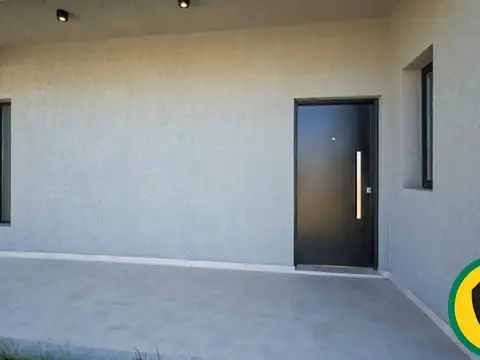 Casa en Venta en Pilar Del Este, USD 195.000