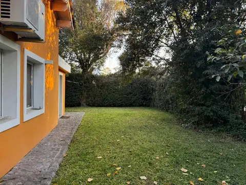 Casa Monoambiente con 2 baños