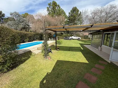 Casa quinta en Escobar con 2.600 m² pileta y cancha de pádel