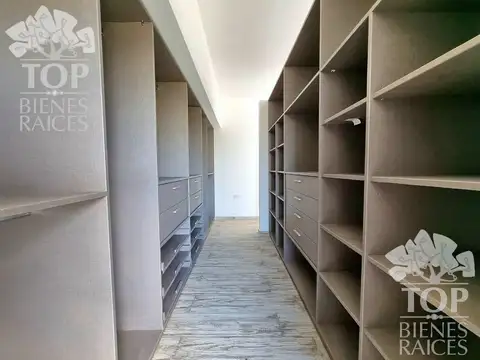 Casa en Venta en El Cantón - Barrio Islas, USD 290.000