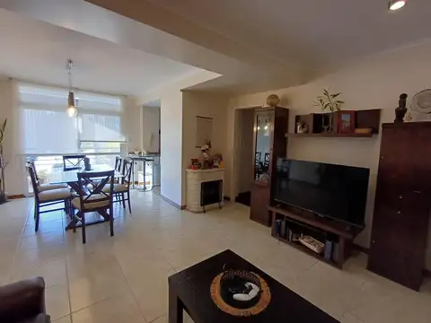 Venta Departamento 3 dormitorios con terraza propia