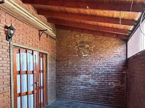 Casa en Venta en Berazategui, USD 78.000