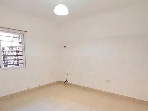 Los Ceibos al 1200 entre Drago y La Calandria