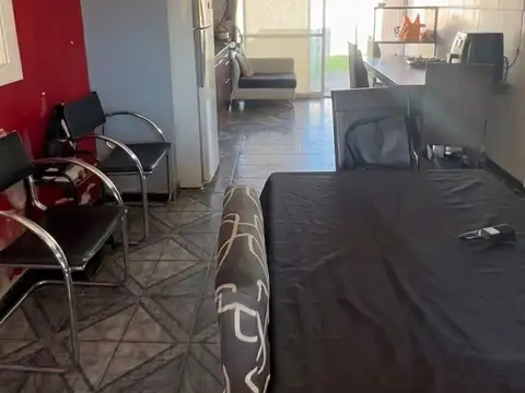 Casa 5 ambientes con 1 baño