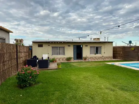 Casa con piscina B° Agata al 1000