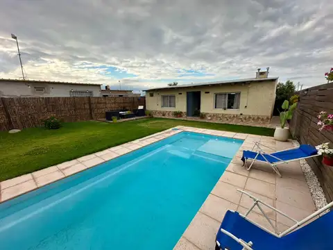 Casa Quincho con Piscina Barrio Privado Agata