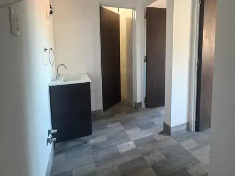 Depto Tipo Casa en Venta con 1 cocheras