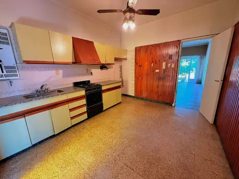 Depto Tipo Casa 4 ambientes con 1 baño