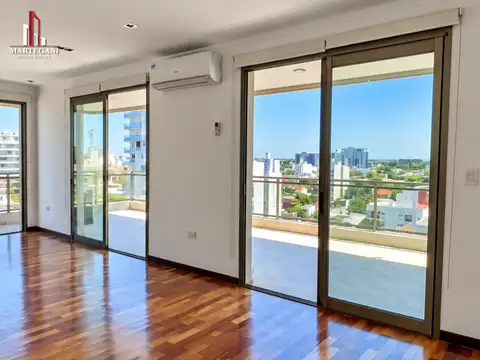 Departamento en Venta de 4 dormitorios