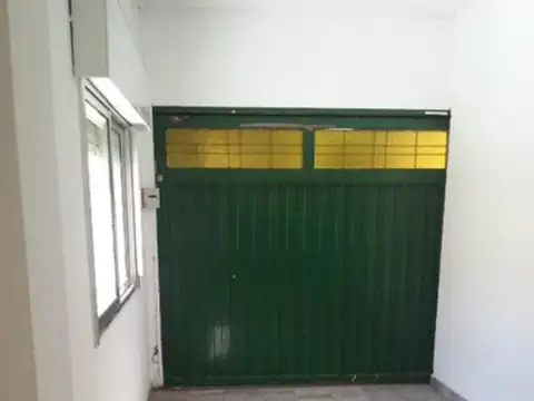 Depto Tipo Casa en Venta de 5 ambientes
