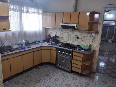 Casa en Venta en Barrio Don Bosco, USD 180.000