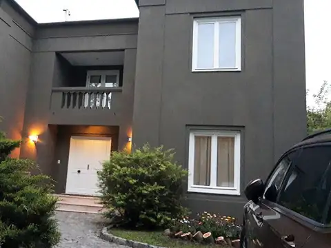 Colectora Oeste Ramal Escobar 100