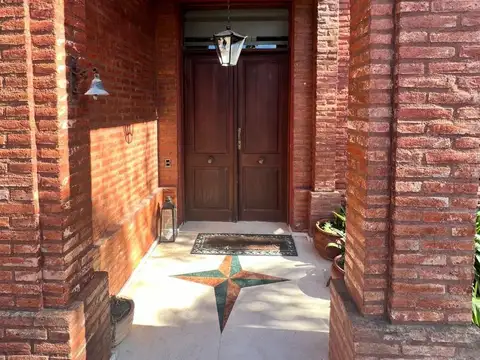 Casa en Venta en Funes Hills San Marino, USD 480.000