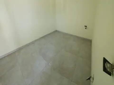 Depto Tipo Casa en Alquiler de 1 dormitorio
