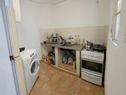 Depto Tipo Casa en Venta en Centro, USD 49.000