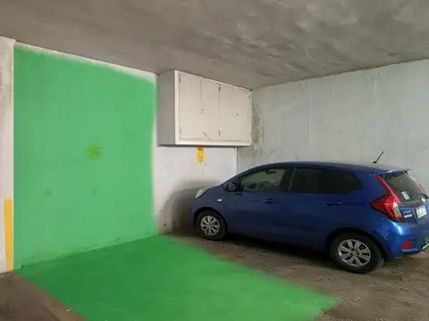 COCHERA CON ESCRITURA EN EDIFICIO VENUS CENTRO