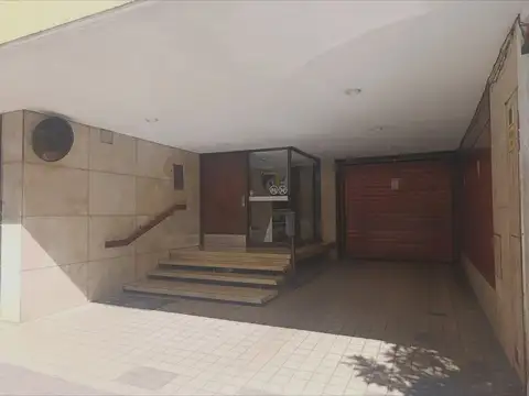 COCHERA CON ESCRITURA EN EDIFICIO VENUS CENTRO