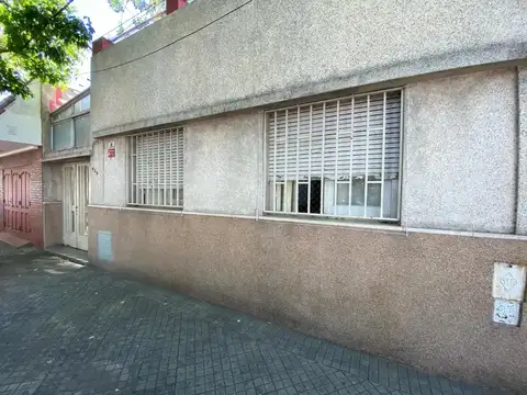 Casa en venta en Luis Agote