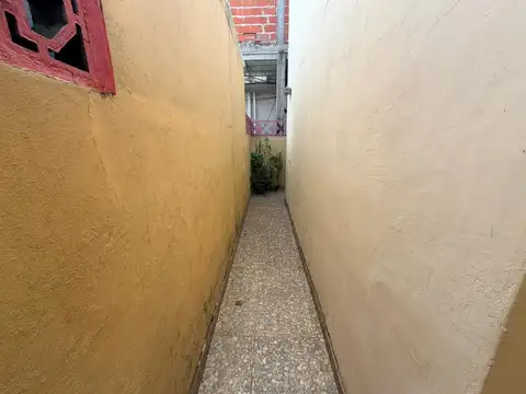 Depto Tipo Casa 3 ambientes con 2 baños