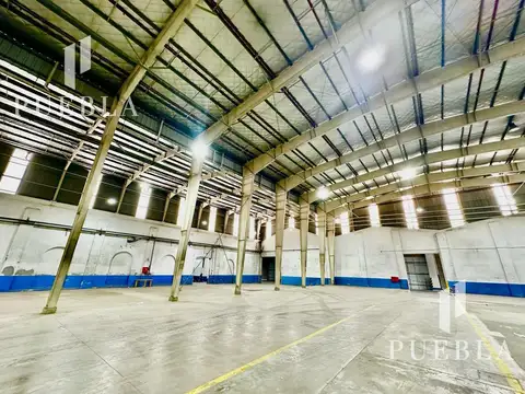 Galpon en Alquiler 35  mts Frente