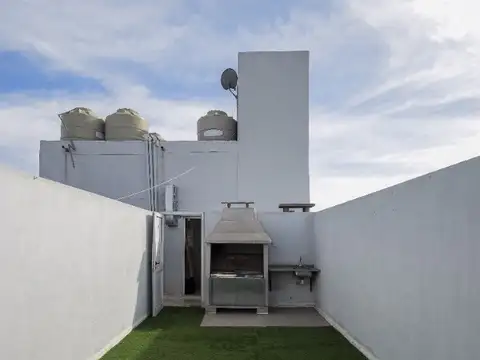 Cafferata 900, Piso 10