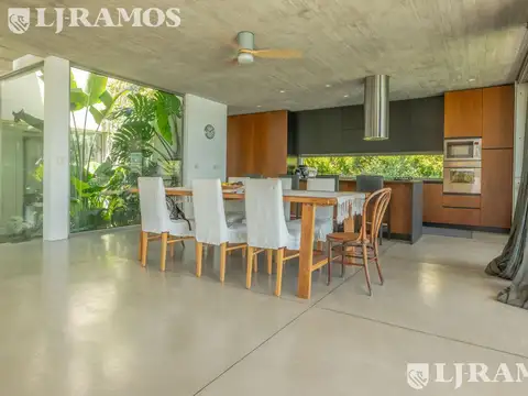 Casa en Venta al Oeste