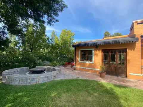 Casa en Alquiler de 4 dormitorios