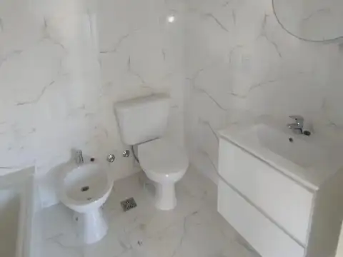 Depto Tipo Casa en Venta en Villa Real, USD 105.000