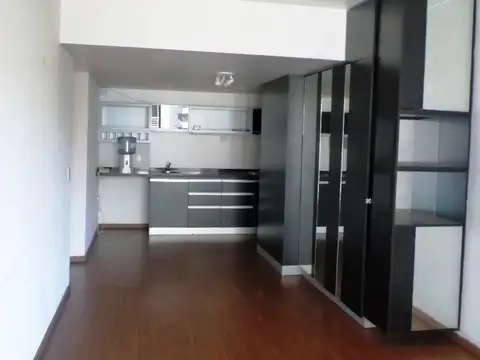 Villa Urquiza monoambiente al frente c/balcón cochera fija  Laundry , parrila  Yacuzzi, SUM