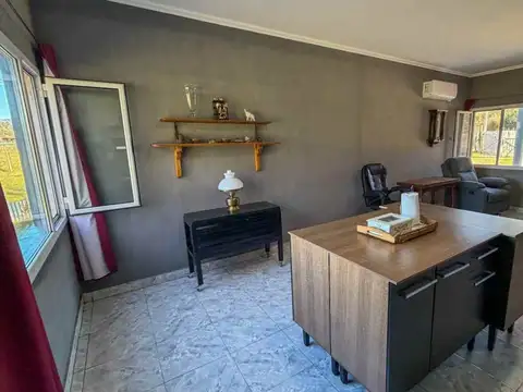 Casa 3 ambientes con 2 baños