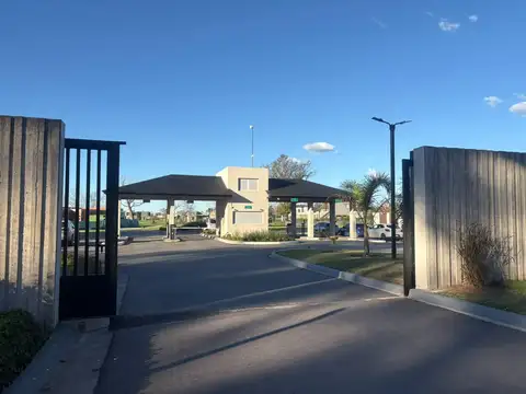 Terreno en Venta 30  mts Fondo