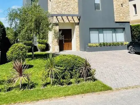 Casa El Bosque Country Club
