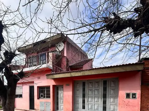 VENTA CASA EN BLOCK ALTA RENTA GONZALEZ CATAN