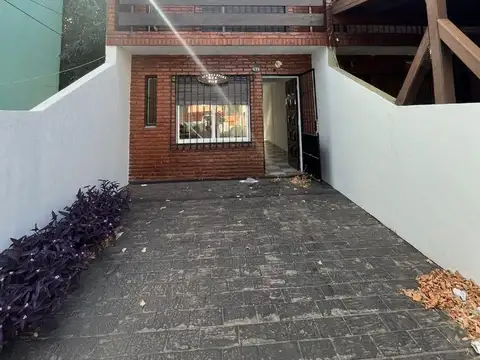 ALQUILER DUPLEX 3 AMBIENTES, MERLO