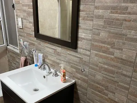 Casa en Venta "Terreno Propio" 4 Ambientes Muy Luminoso