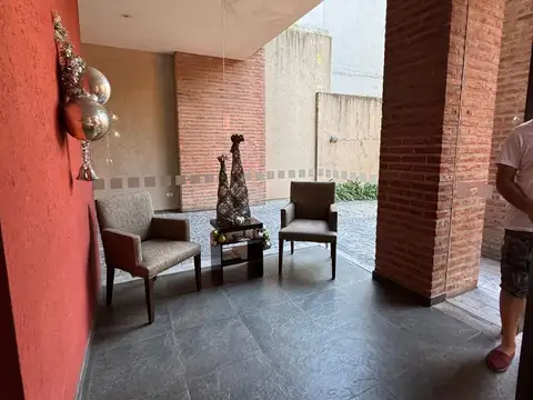 General Las Heras 1000, Piso 1