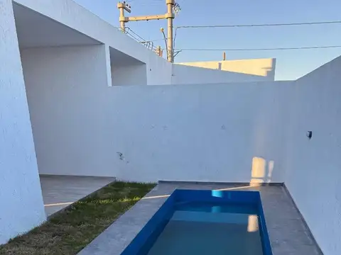 Casa en Venta con 1 cochera